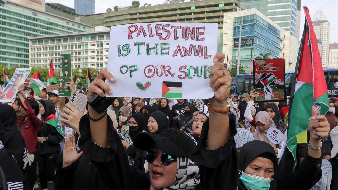 FOTO: Aksi Solidaritas Gerakan Global March to Gaza di Bunderan HI