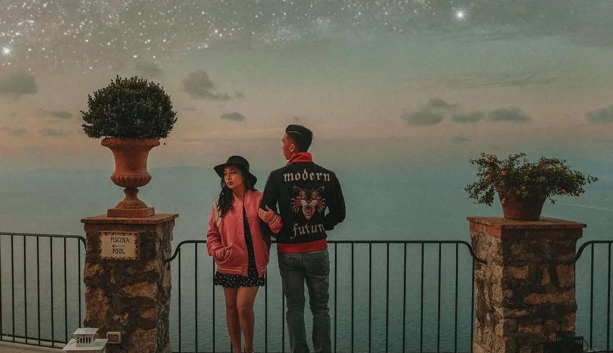 Bicara soal pernikahan, Yora pun berharap rencana baik tersebut segera terlaksana. Ia pun bahagia karena Nikita dan Indra bisa saling menerima satu sama lain. (Instagram/nikitawillyofficial94)