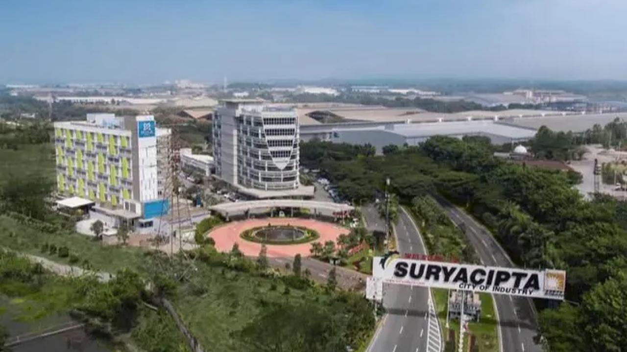 "Jadi, kita selektif. Tapi sampai saat ini sudah ada tenant yang sudah masuk seperti pabrik sepatu dan lain sebagainya. Itu yang sudah konstruksi. Insyaallah tahun depan sudah beroperasi," pungkasnya.