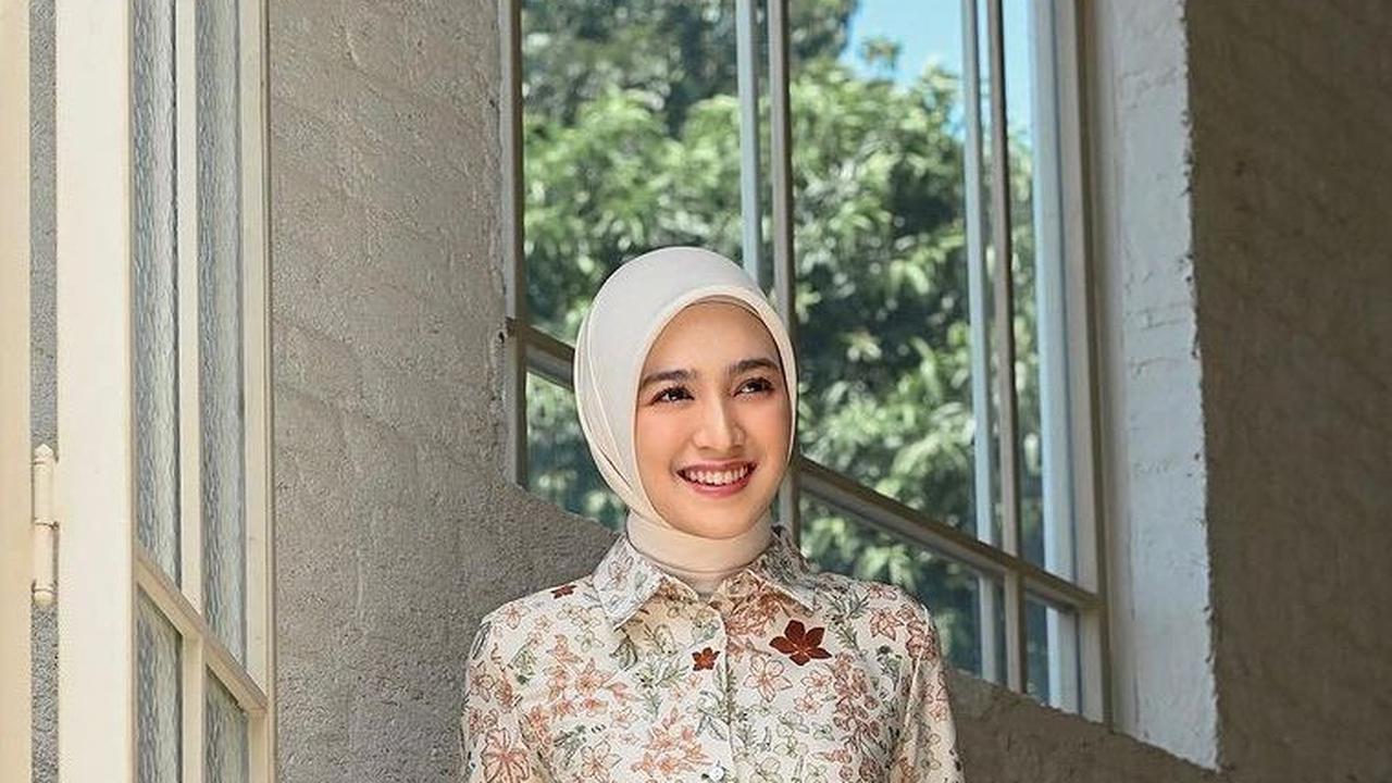 4. Cut Syifa