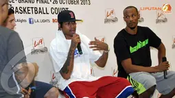 Allen Iverson dan beberapa superstar NBA datang ke Jakarta. Mereka akan berlaga dalam ajang Streetball 2013 yang akan digelar 26 Oktober 2013 mendatang (Liputan6.com/Helmi Fithriansyah)