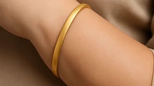 Gelang Emas 5 Gram Bisa untuk Tangan Gemuk? Ini 7 Model yang Nyaman dan Tetap Terlihat Mewah