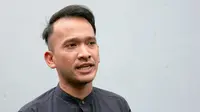 Ayah seorang anak itu merasa beruntung bisa menjadi salah satu tamu  pernikahan Kahiyang Ayu dan Bobby Nasution. Bisa bertemu dengan presiden secara langsung. Menyaksikan secara langsung putri Presiden. (Nuwahyunan/Bintang.com)