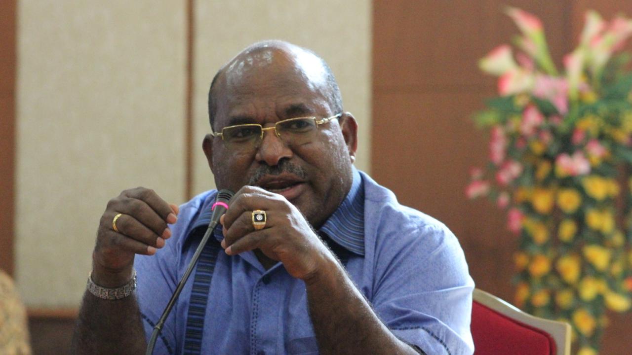 20151207-pilkada-papua-gubernur lukas