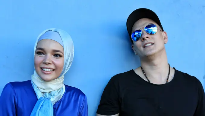 [Bintang] Dewi Sandra - Bertrand Antolin