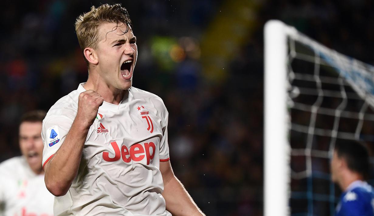 3. Matthijs de Ligt (70 juta euro) - Matthijs de Ligt menjadi tembok pertahanan tangguh yang dimiliki Juventus saat ini. Saat ini, Matthijs de Ligt memiliki value transfer seharga 72 juta euro. (AFP/Marco Bertorello)
