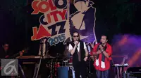Deddy Dhukun dan Dian Pramana Putra tampil di Solo City Jazz 2015 [Foto: Reza Kuncoro/Liputan6.com]