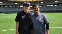 Pelatih Timnas Indonesia, Shin Tae-yong bersama Direktur Teknik PSSI, Indra Sjafri. (Instagram Shin Tae-yong).