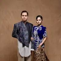 Keduanya tampil memukau dalam balutan busana yang memadukan warisan wastra Nusantara dengan sentuhan modern dan elegan. [@tissabiani].