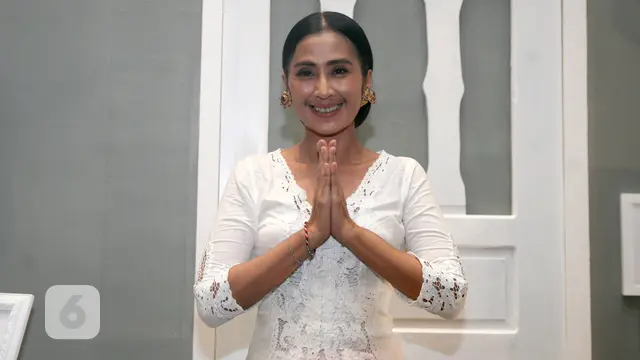 [Bintang] Ayu Laksmi