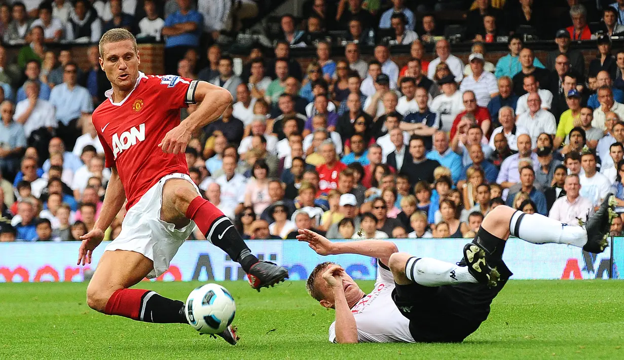 5. Nemanja Vidic - Pemain asal Serbia ini adalah duet sehati Rio Ferdinand. Vidic memperkuat Manchester United pada tahun 2006-2014. (AFP/Carl De Souza)