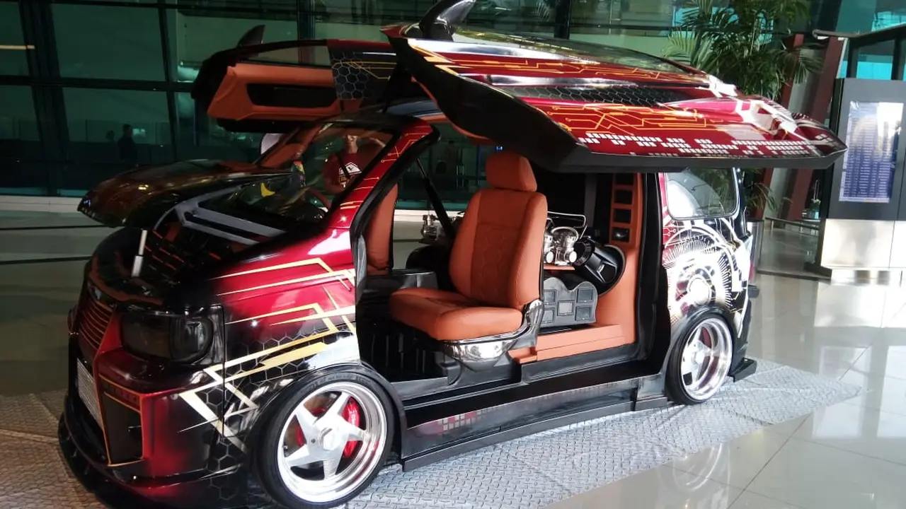 Berlangsung di bandara Soekarno-Hatta, terdapat 183 mobil dari berbagai daerah di Indonesia yang menarik perhatian, salah satunya modifikasi pada Suzuki Every.