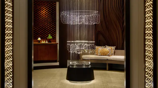 Memanjakan Diri dengan Pijat Tradisional Bali di The Laguna Resort & Spa