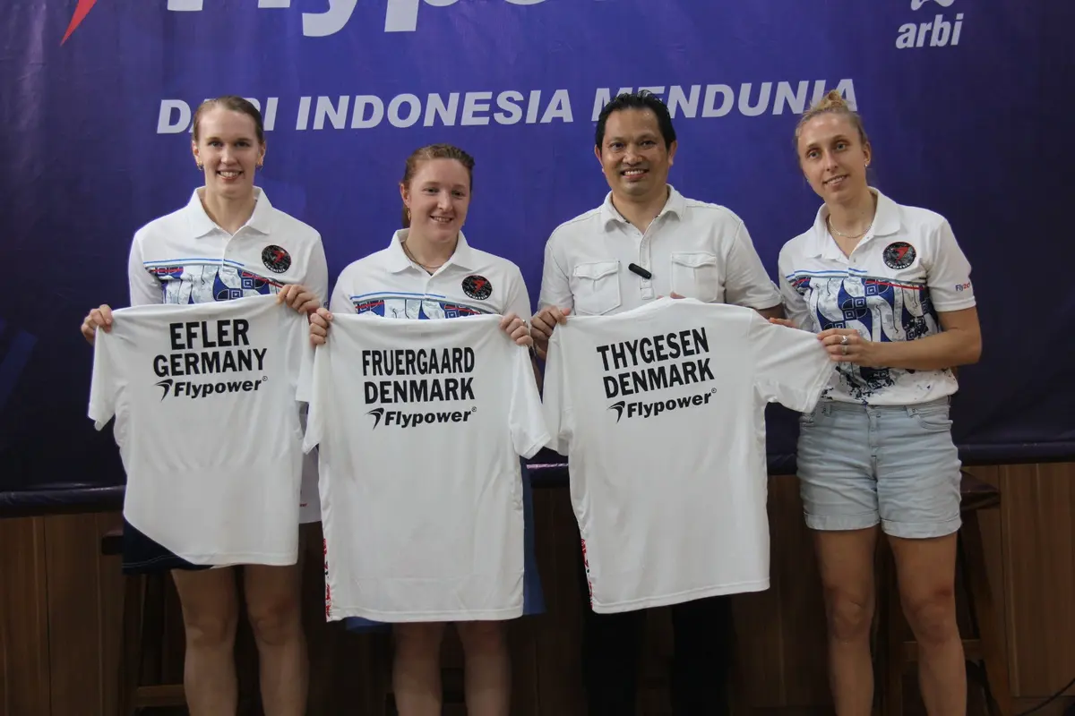 Flypower - Bulu Tangkis