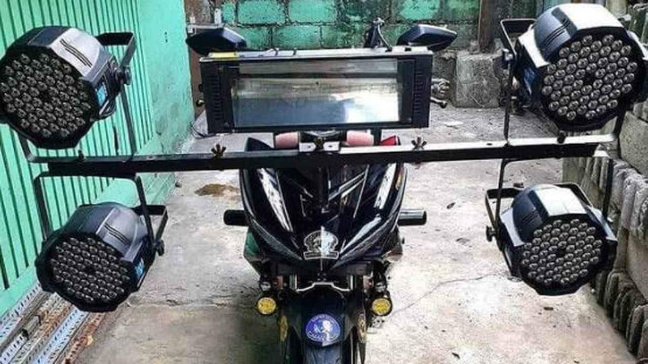 Modif lampu motor (Instagram/@humorsantuy)