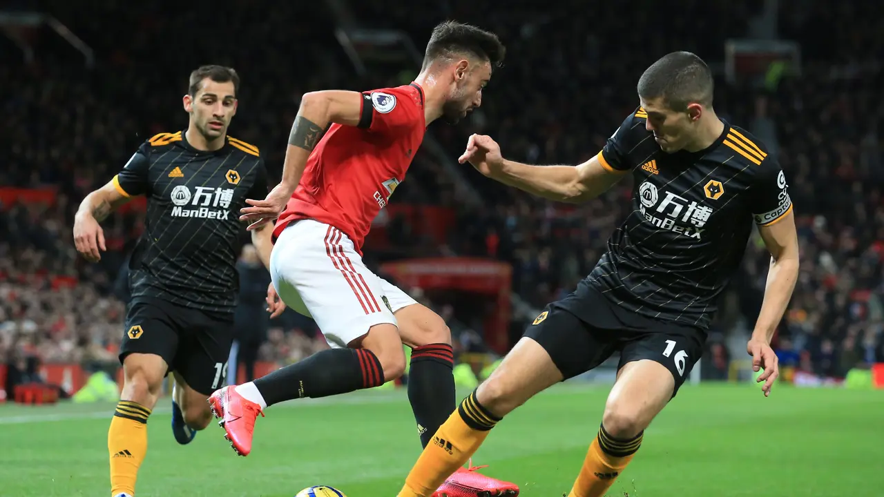 Gelandang Manchester United, Bruno Fernandes (MU) (LINDSEY PARNABY / AFP)