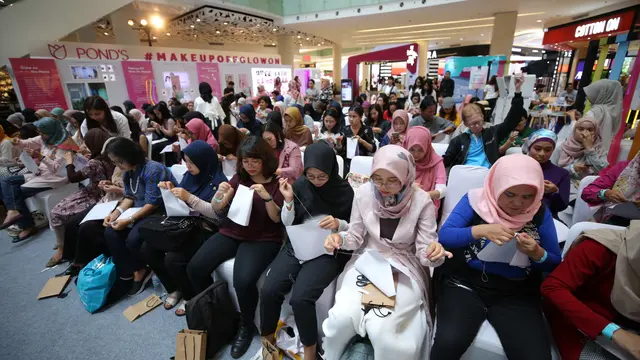Seru-seruan Bikin Makeup Bag Bareng Komunitas Indonesian Crafter di Fimela Fest 2019