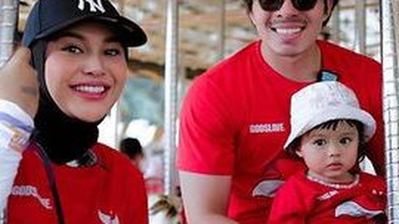 Momen Bahagia Atta Halilintar dan Aurel Melihat Foto USG Calon Anak Kedua, Adik Ameena 7 Minggu Lagi Akan Lahir