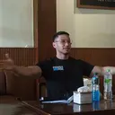 3 Gerakan Stretching untuk Redakan Pegal Akibat Duduk Lama