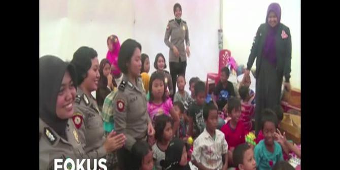 Polda Lampung Berikan Terapi Trauma Healing ke Anak-anak Korban Tsunami
