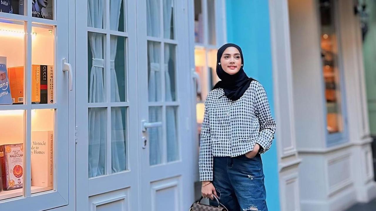 Potret Cantik Biby Alraen, Istri Rifky Balweel yang Kini Jadi Manajer Risty Tagor