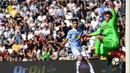 7. Alex Meret - Dibeli Napoli dari Udinese dengan harga 19,6 juta poundsterling. (AFP/Miguel Medina)