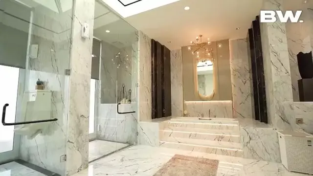 Potret toilet di rumah Juragan99 (Sumber: YouTube/BW)