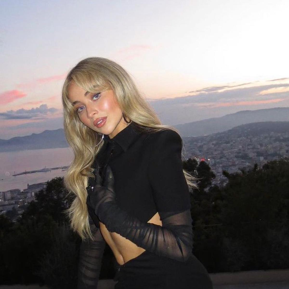 Sosok Sabrina Carpenter, Penyanyi yang Dikabarkan Pacaran ...