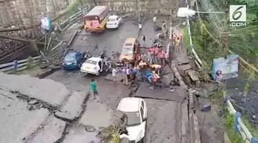 Sebuah jalan layang ambruk di Kalkuta. Akibatnya sejumlah orang yang cedera dilarikan ke rumah sakit.