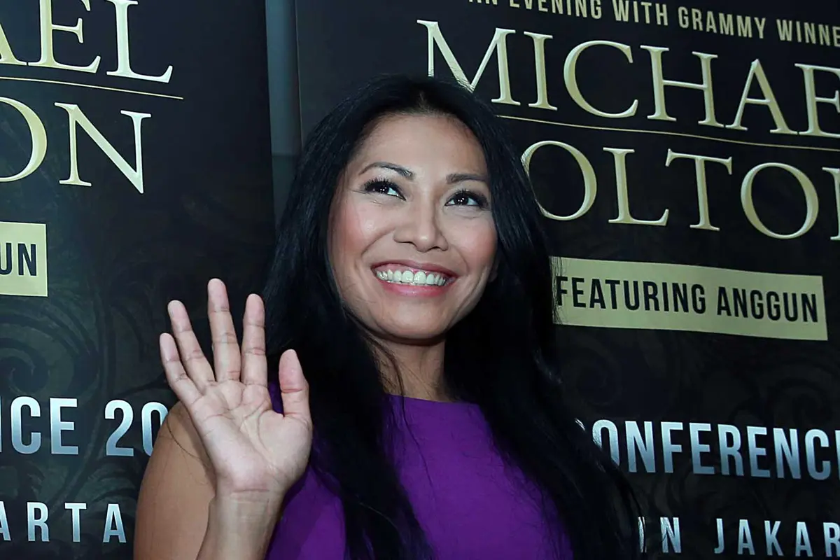 [Bintang] Anggun C. Sasmi