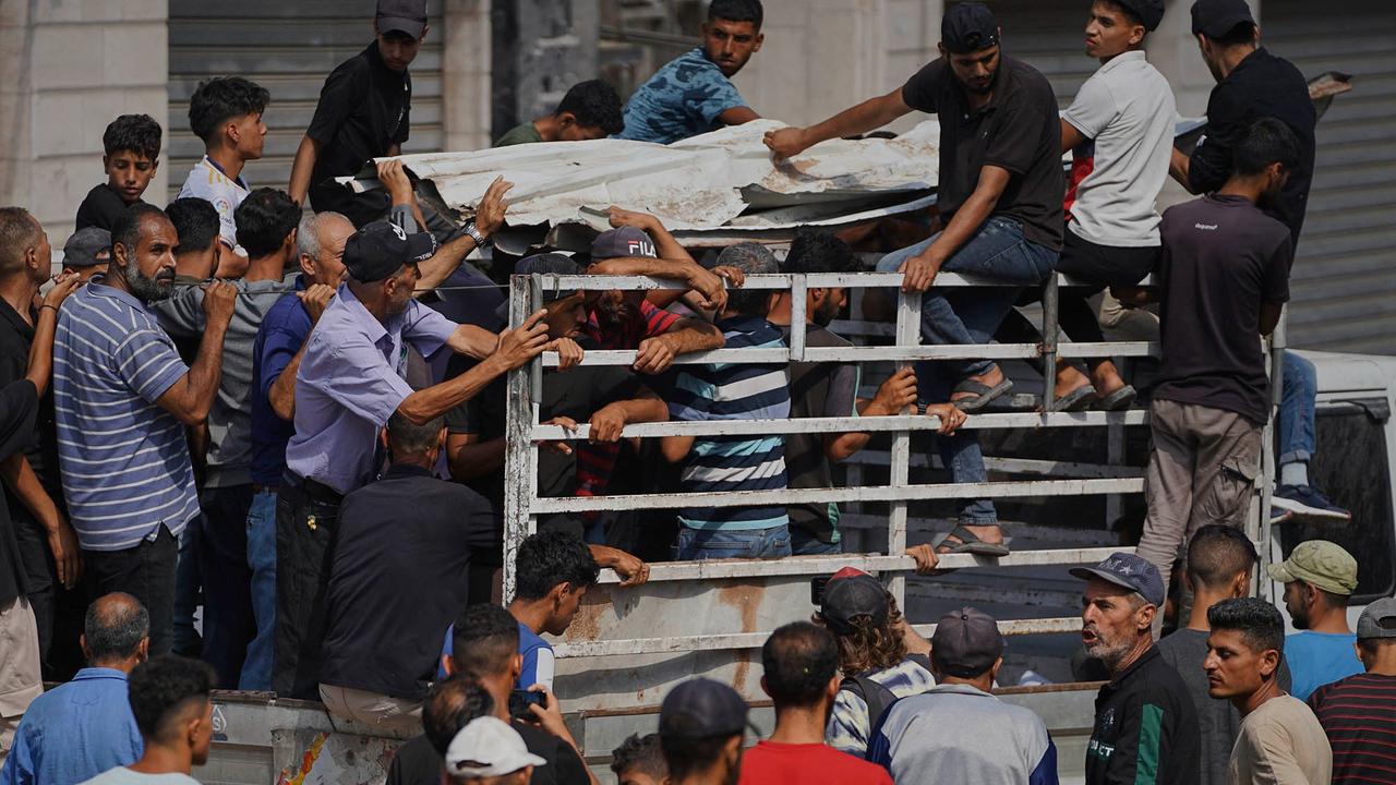 FOTO: Serangan Israel Terus Hantam Permukiman dan Tenda Pengungsi di Gaza, 12 Warga Palestina Tewas