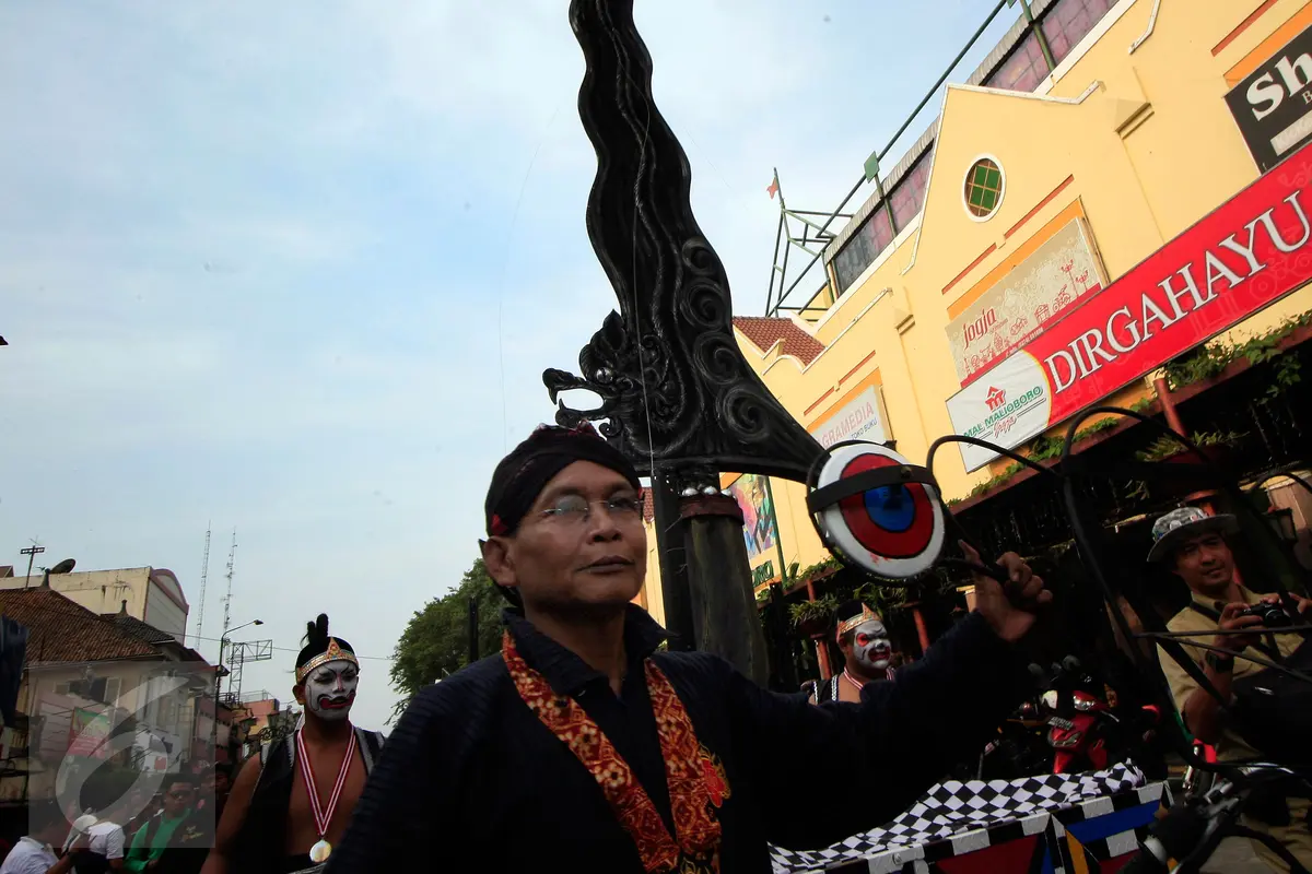 20151028-Serunya Melihat Karnaval Budaya Keris Summit 2015