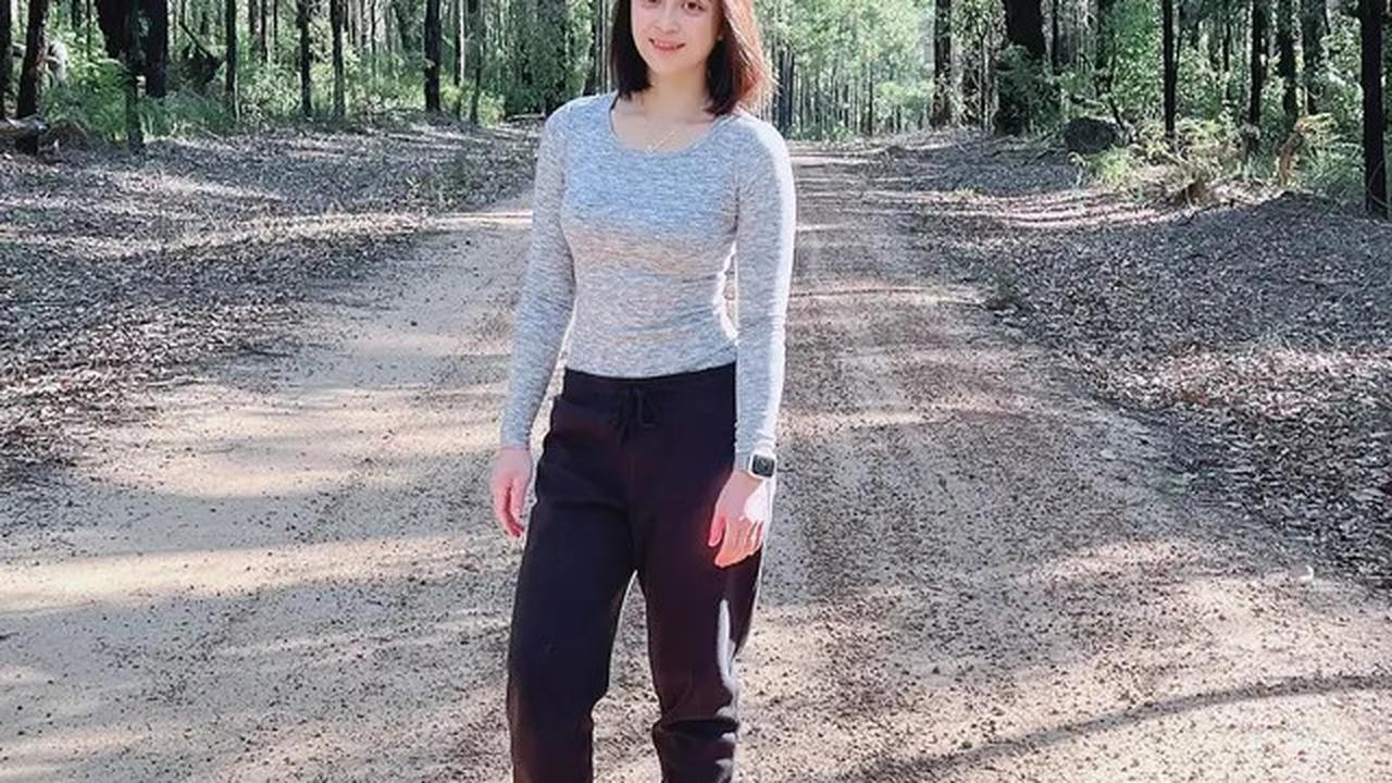 Di samping perannya sebagai istri, Jill tetap mempertahankan penampilan cantiknya, hidup sehat, dan rajin berolahraga.
