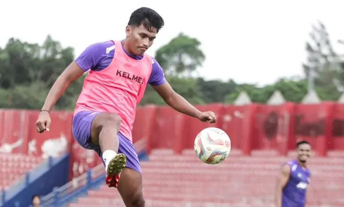 Prediksi BRI Liga 1 Semen Padang Vs Persik Kediri: Duel Sengit Penentuan Nasib