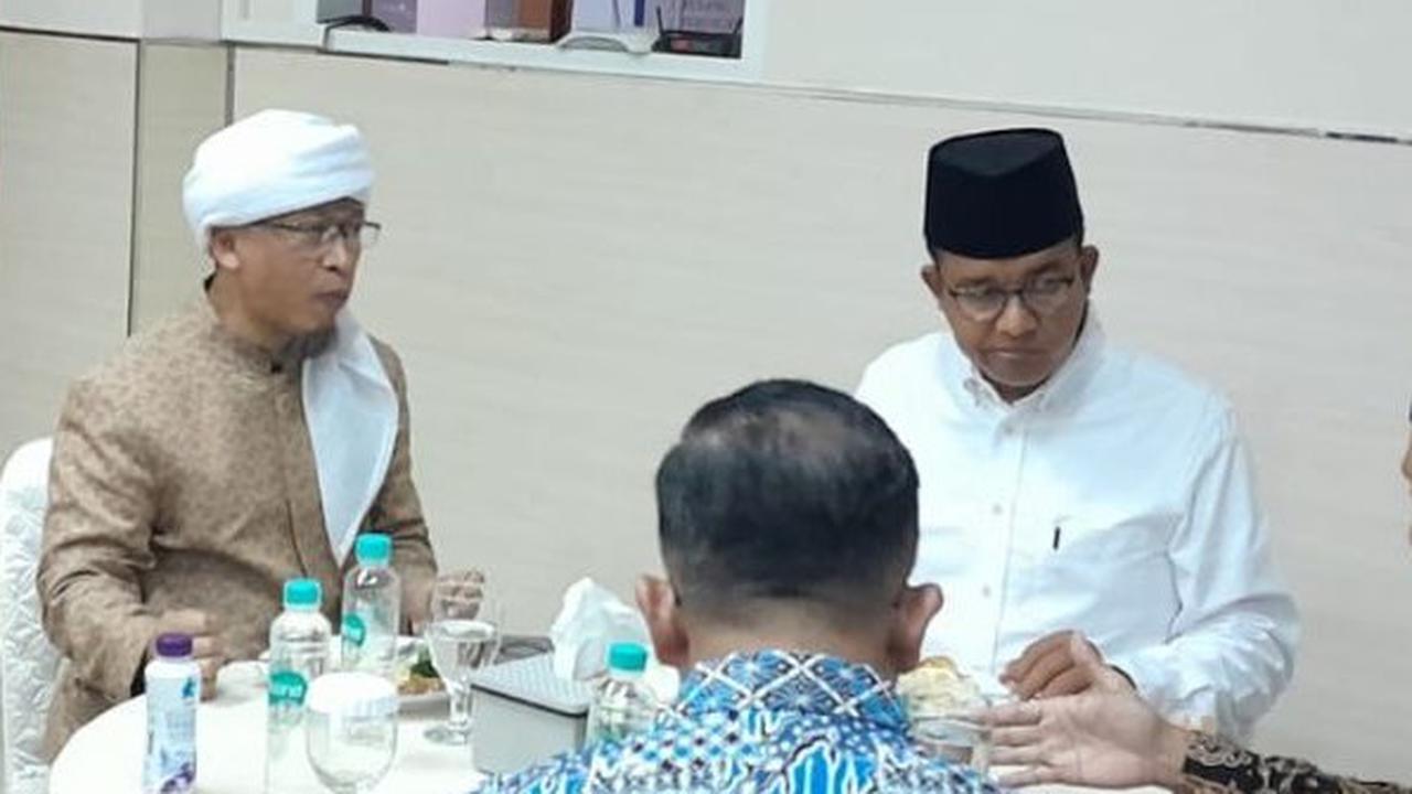 Isi Masa Tenang Pemilu, Anies Baswedan Silaturahmi ke Aa Gym