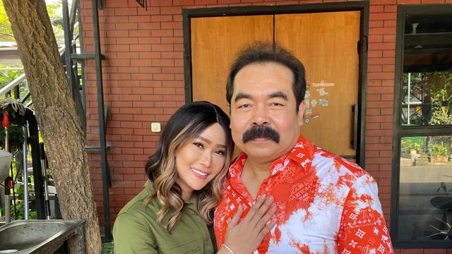 Inul Daratista dan Adam Suseno