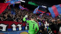 Sejarah tercipta di Selhurst Park saat Crystal Palace berhasil melaju ke babak final Conference League 2025/2026, Kamis (07/05/2026) waktu setempat. (AP Photo/Alastair Grant)