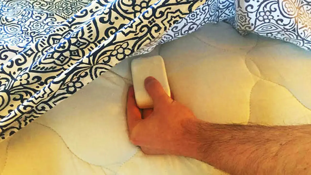 Simpan Sabun di Bawah Bantal Bisa Bikin Tidur Kamu Nyenyak