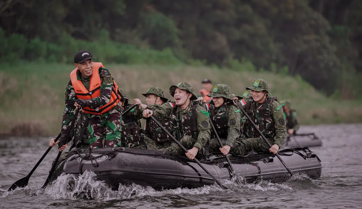 Acara yang berlangsung di tepian danau Situ Lembang, Bandung Barat, Jawa Barat tersebut juga didampingi oleh Komando Pasukan Khusus (Kopassus) dan Dinas Psikologi TNI AD (Dispsiad). (Dok. PBSI)
