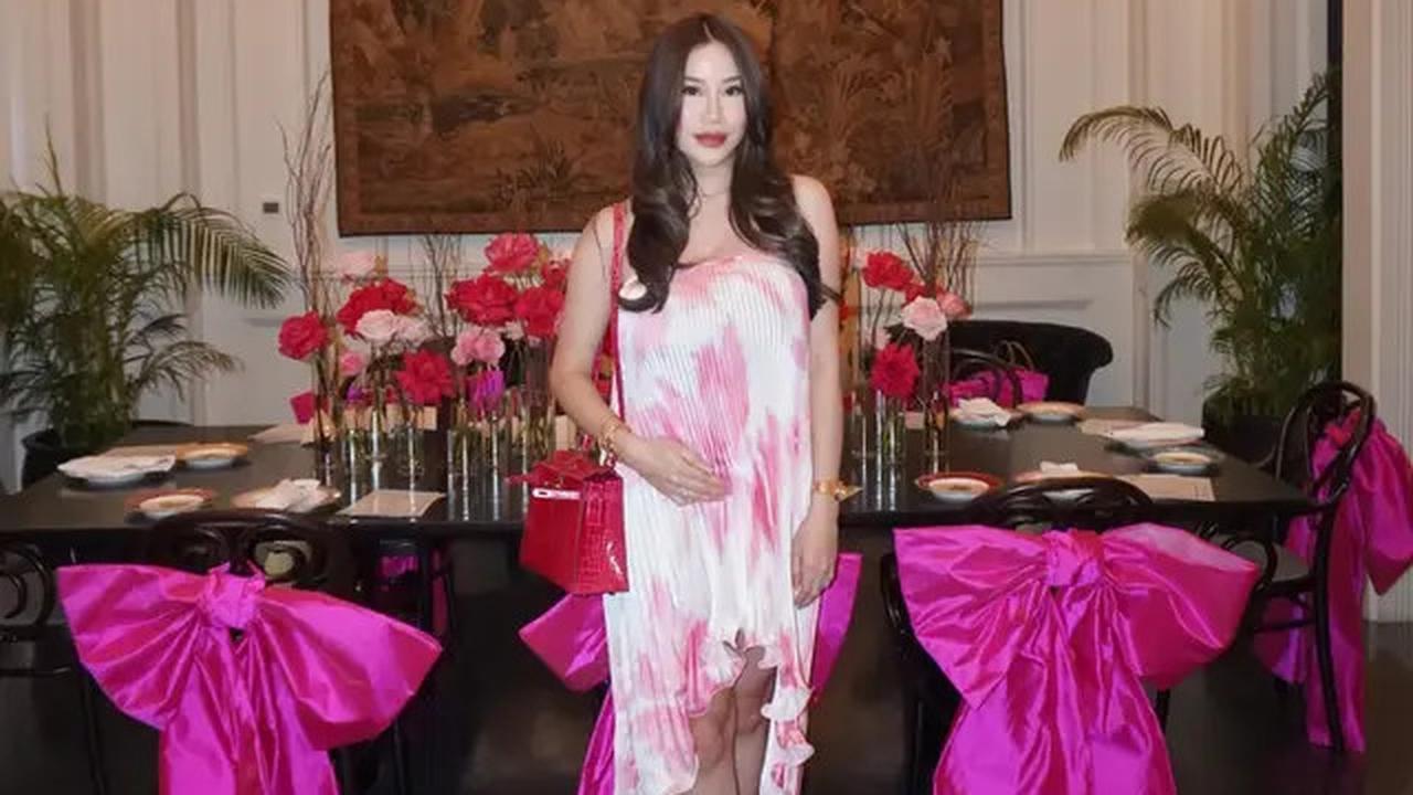 6 Potret Kezia Toemion Sudah Lahirkan Anak Kedua, Keluarga Cendana Punya Anggota Baru