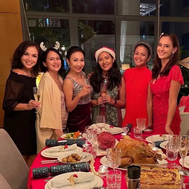 7 Artis yang Rayakan Natal 2021 di Luar Negeri, Ada yang Mudik ke Swiss dan Jerman