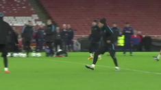 Rentetan hasil buruk Arsenal di Grup F Liga Champions memaksa The Gunners bertemu dengan juara grup lainnya, kini Arsenal mendapat tugas berat ketika meladeni sang juara bertahan, Barcelona