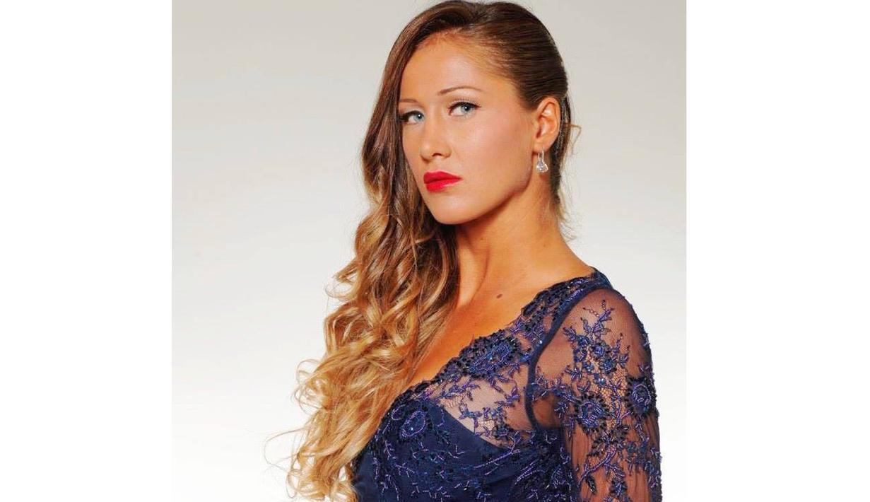 Bojana Jovanovski berada di urutan ke-3 dari 10 petenis putri top Serbia dibawah Jelena Jankovic dan Ana Ivanovic. (Bola.com/Facebook/Bojana Jovanovski)