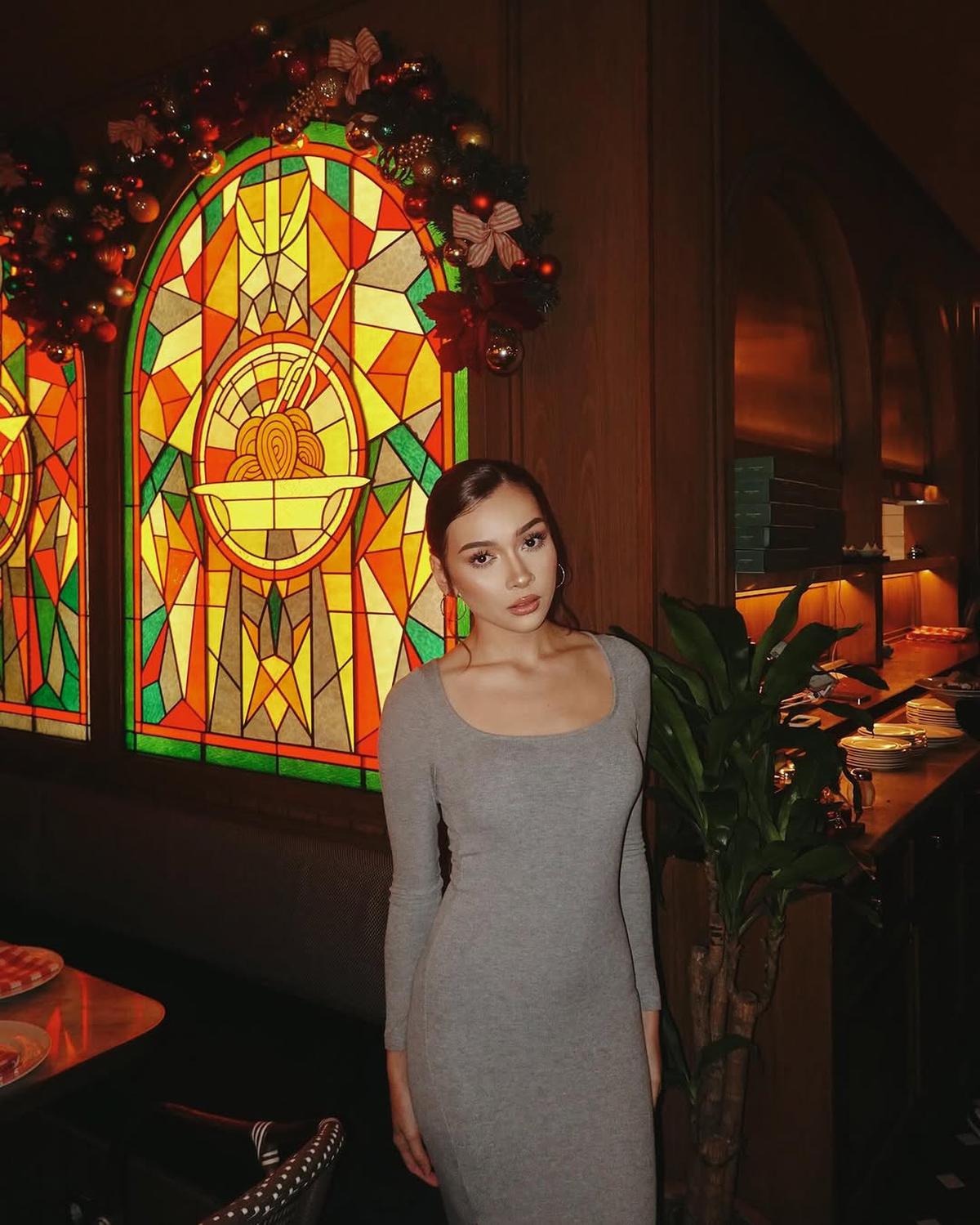Potret Cantik Dosma Hazenbosch yang Dikabarkan Dekat dengan Rizky Nazar