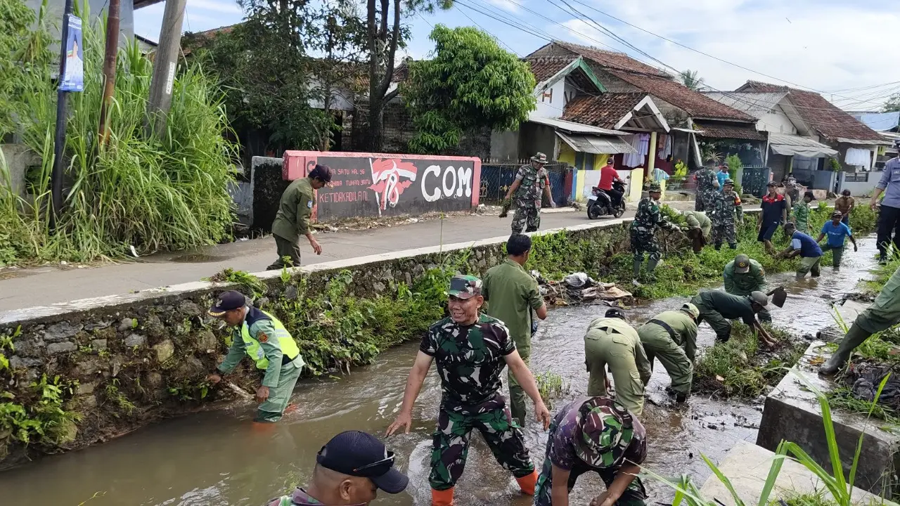 TNI AD