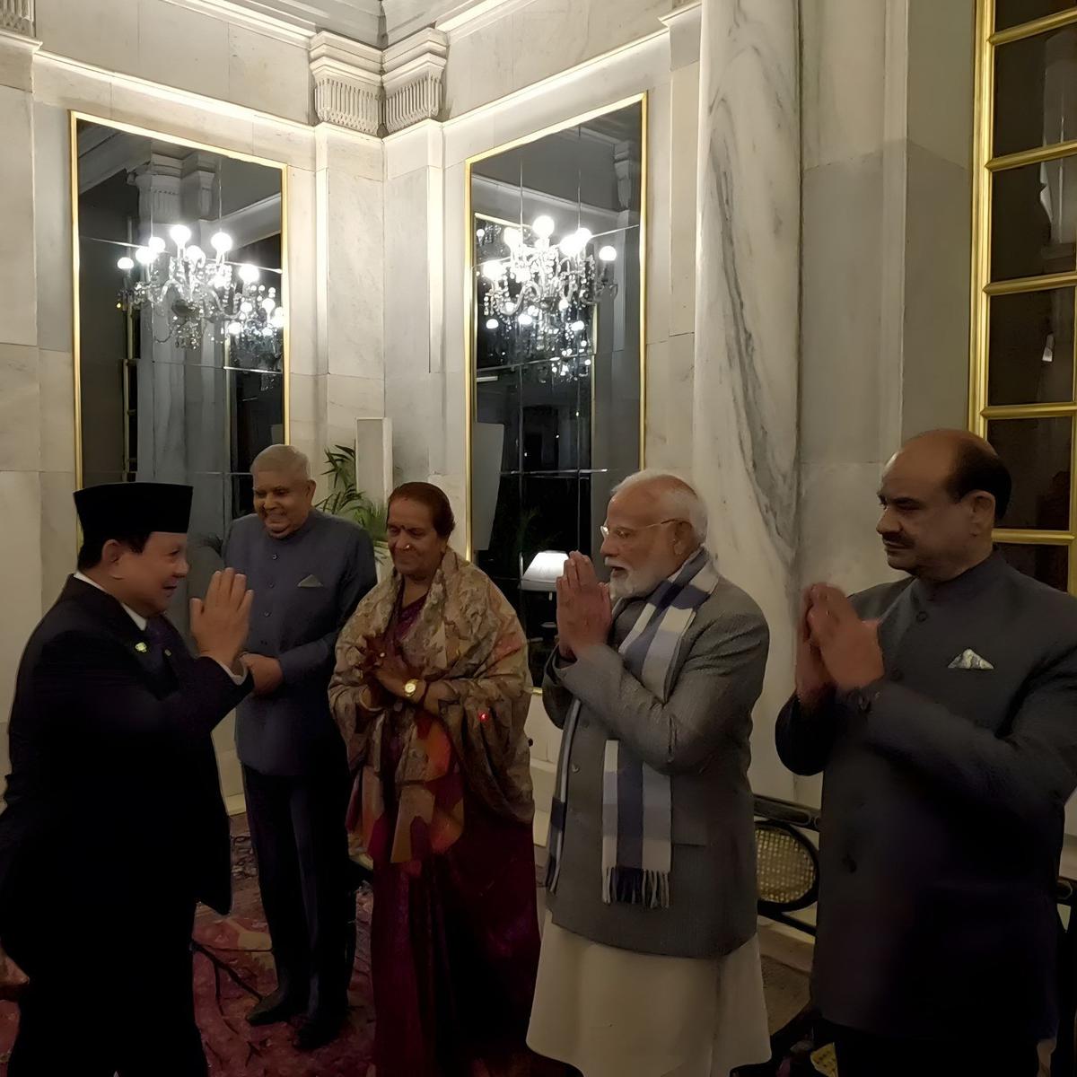Presiden Prabowo Dijamu Makam Malam Presiden India