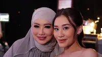 Dalam resepsi pernikahan Mahalini dan Rizky Febian, Ibu Negara Iriana Jokowi bertemu Aaliyah Massaid yang jadi salah satu bridesmaids. Ia menyanjung Aaliyah. (Foto: Dok. Instagram @aaliyah.massaid)