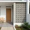 8 Kombinasi Dinding Polos dan Roster untuk Teras Rumah Kecil agar Terlihat Modern dan Lega