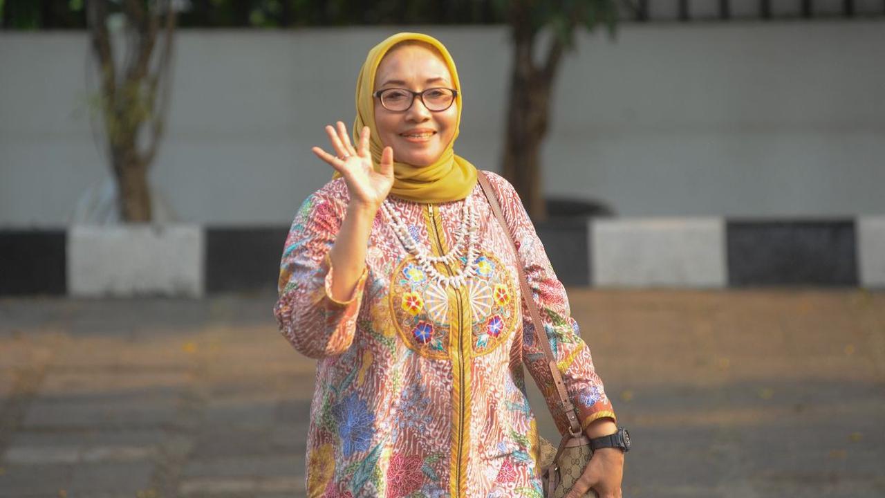 <b>Arifah Choiri Fauzi</b>