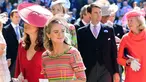 Aktris Cressida Bonas tiba menghadiri pernikahan Pangeran Harry dan Meghan Markle di Kapel St George, Kastil Windsor, (19/5). Cressida Bonas merupakan mantan kekasih Pangeran Harry yang hadir dalam Royal Wedding. (AFP Photo/Pool/Ian West)